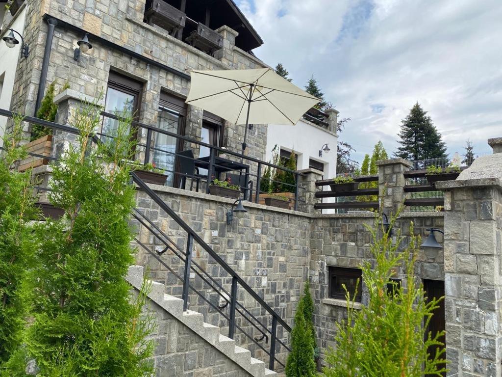 Hotel Vila Terase Sinaia Esterno foto